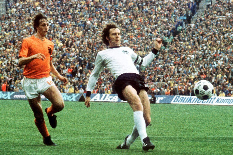 cau-thu-xuat-sac-nhat-moi-thoi-dai-franz-beckenbauer