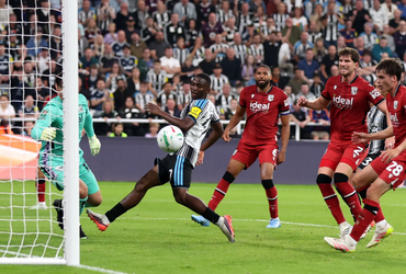Newcastle United vs West Brom (01:45 – 27/08)