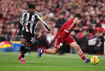 Newcastle United vs Liverpool (22:30 – 23/08)